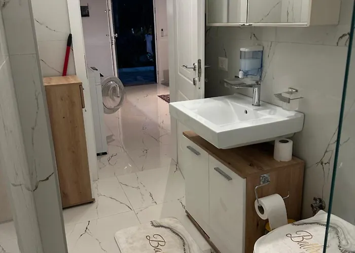 아파트 Rent-apartament Durres Al *